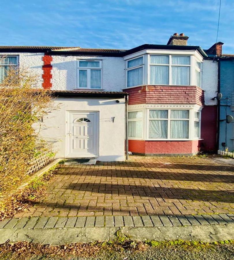Double Room London Wembley For Rent Rum i privatbostad London
