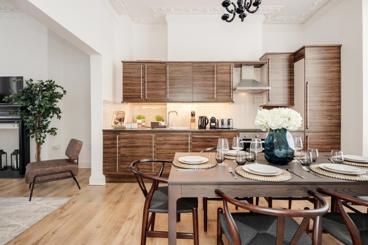 Elegant 3bed In Kensington Olympia Apartment
