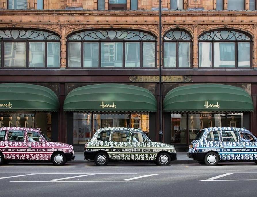 Sir Hans Opposite Harrods With Ac * London