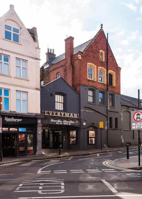 Casa vacanze Elegant 1 Bed Apartment- Hampstead Village