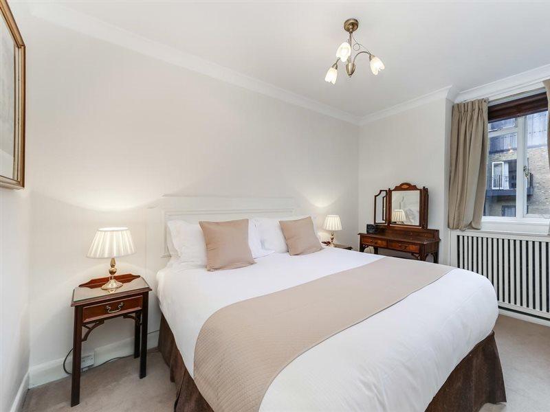 Appartement 10 Curzon Street By Mansley Londen