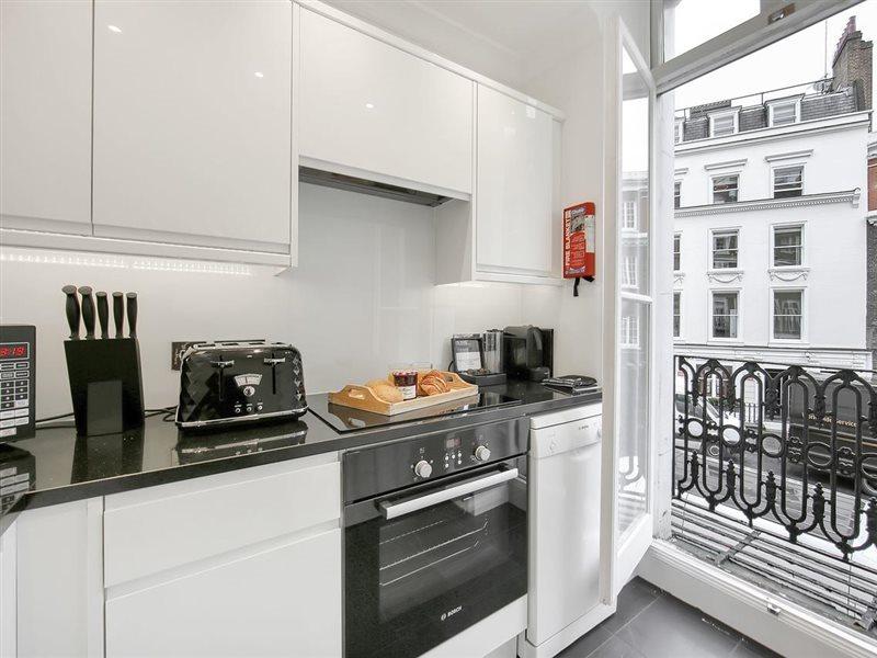 Appartement 10 Curzon Street By Mansley Londen