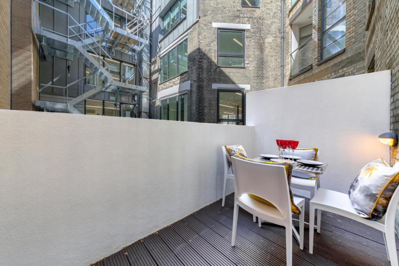 Interior Designer Flat With Two Terraces Apartment *