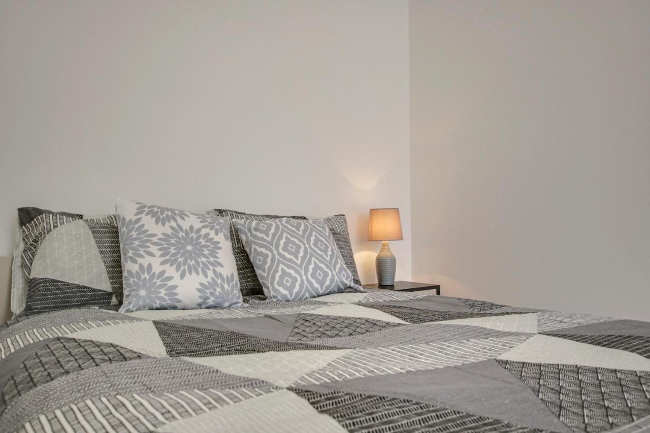 Apartment Flat C, Old Street London