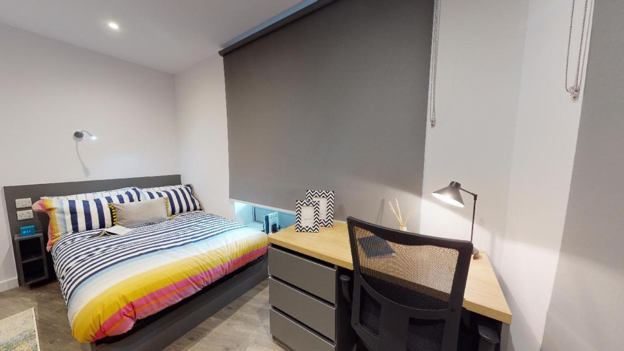 Appartement For Students Only Private Bedrooms With Shared Kitchen At Great Court In