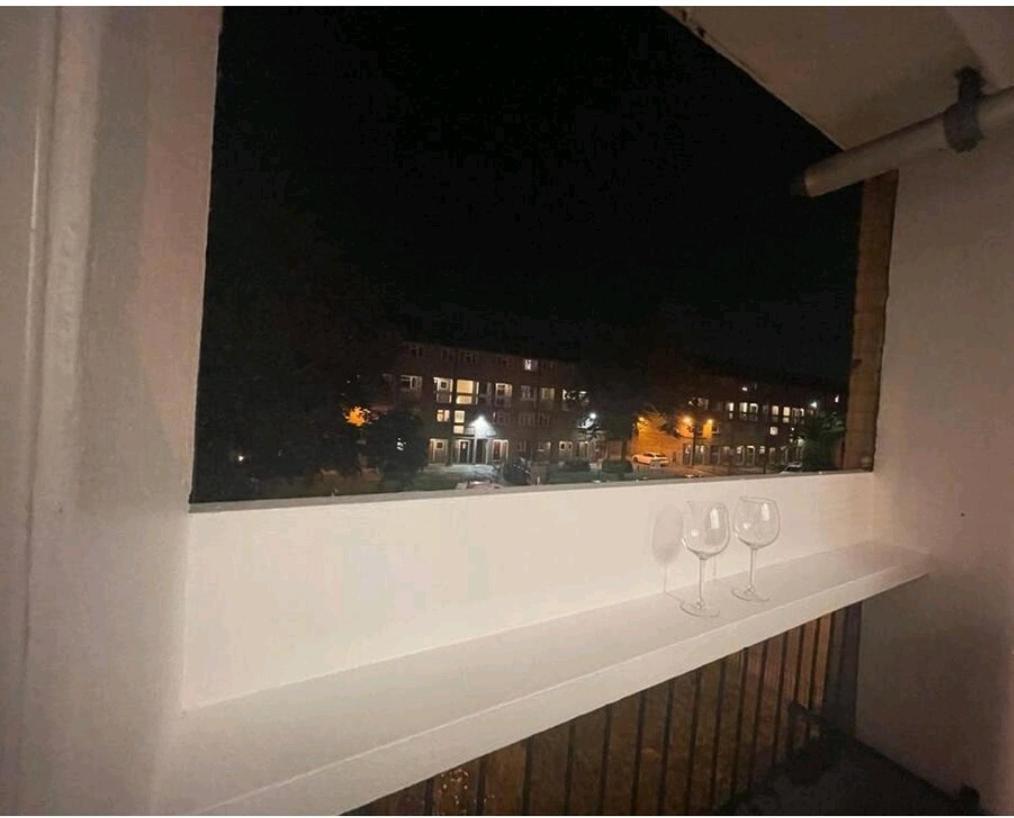 Accommodatie bij particulieren R3 Superking Sized Bed & 75