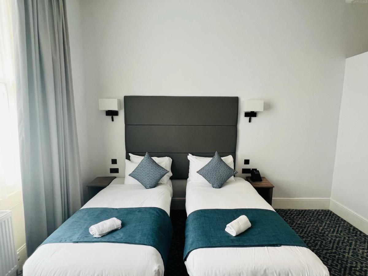 The Chapter - The J Hyde Park Hotell