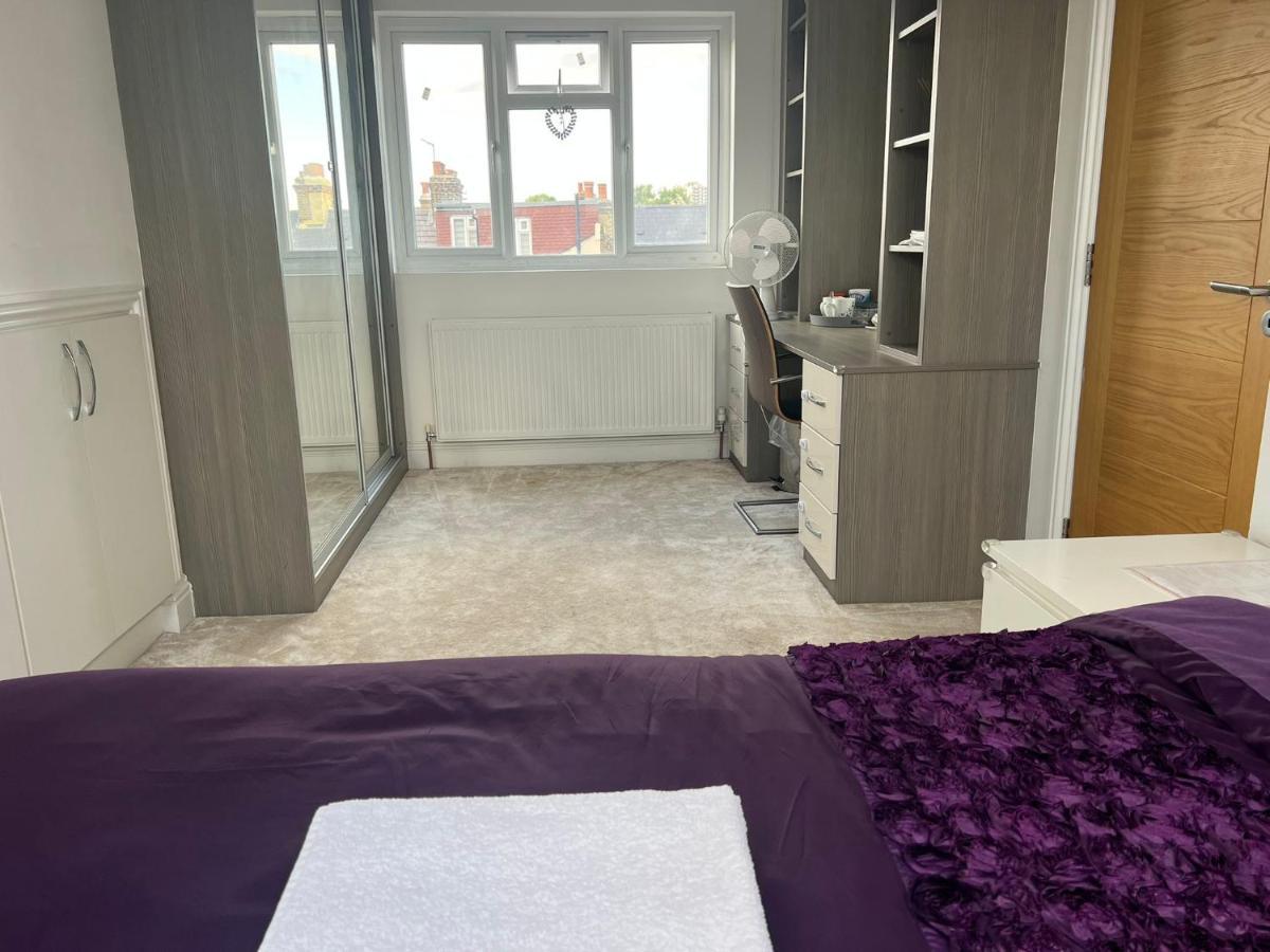 Deluxe Near Tottenham Hotspur Stadium *