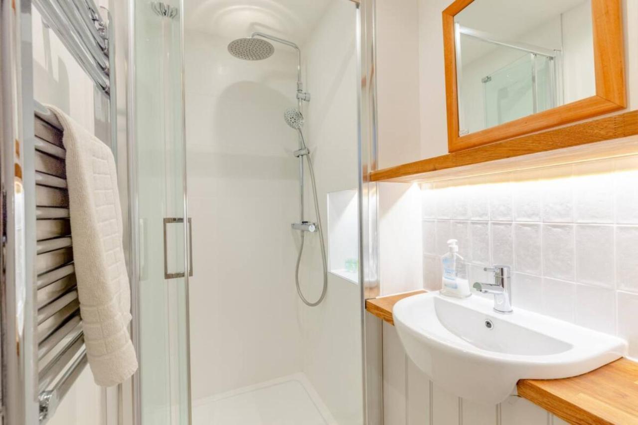 Cosy 1 Bedroom Near Wimbledon Station Leilighet *
