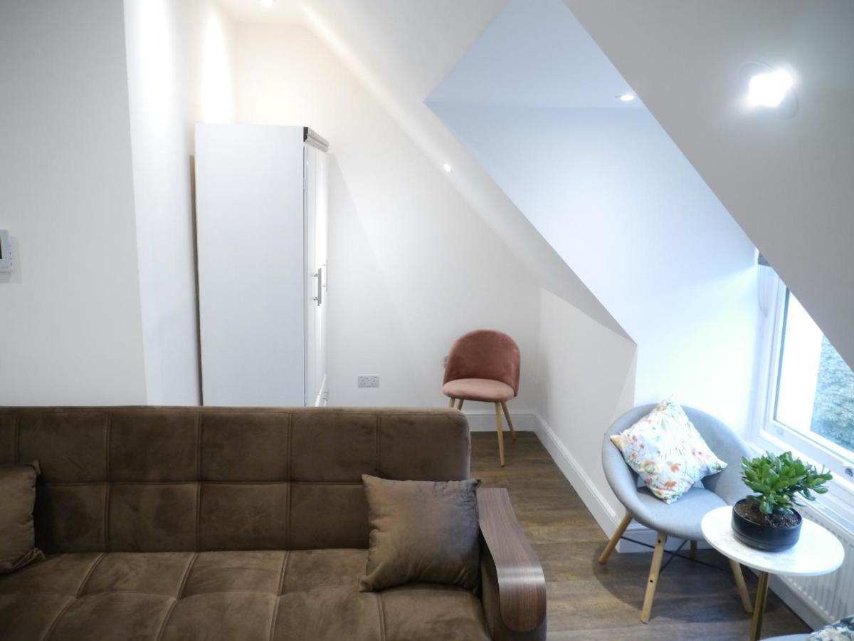 64 Avonmore Olympia Kensington Boutique Londen