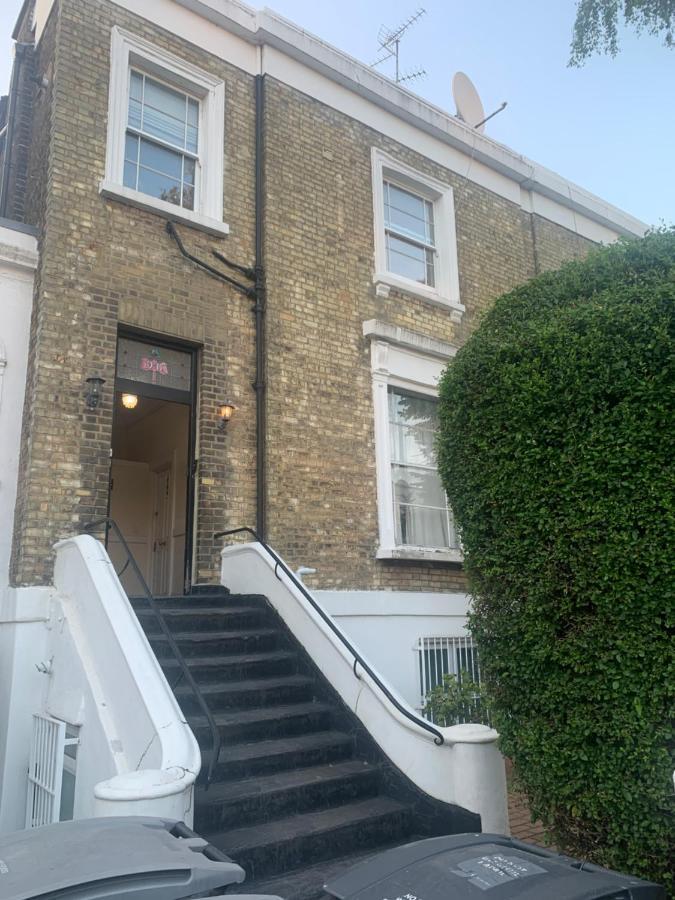 1st Floor Luxury 2 Bedroom 1 Bathroom Hampstead * Londen