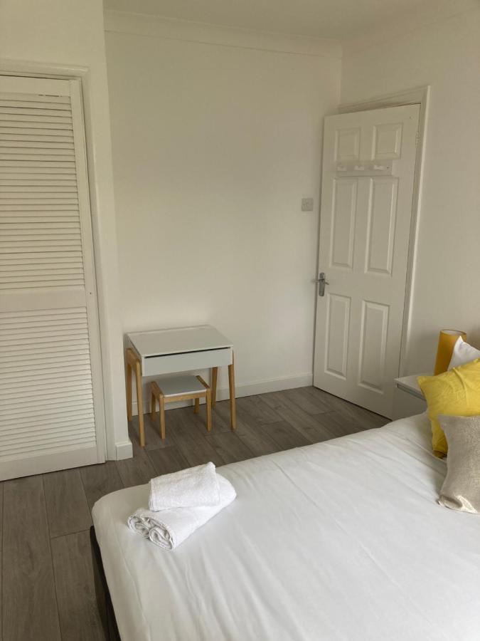 Gresham - Close To Excel, Contractors, Relocators, Paid Parking * Londra