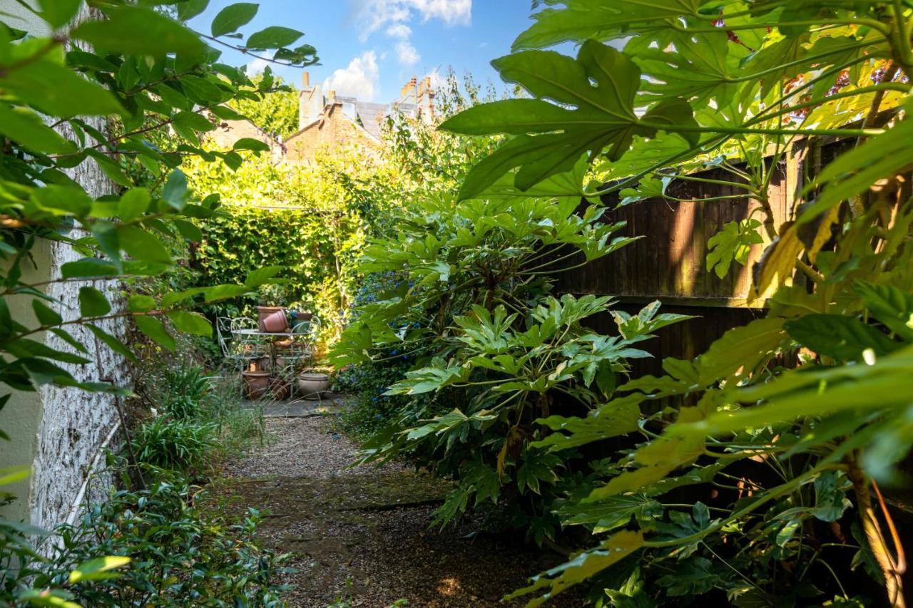Guestready - Former Pub-turned-one Bedroom Flat Lägenhet *