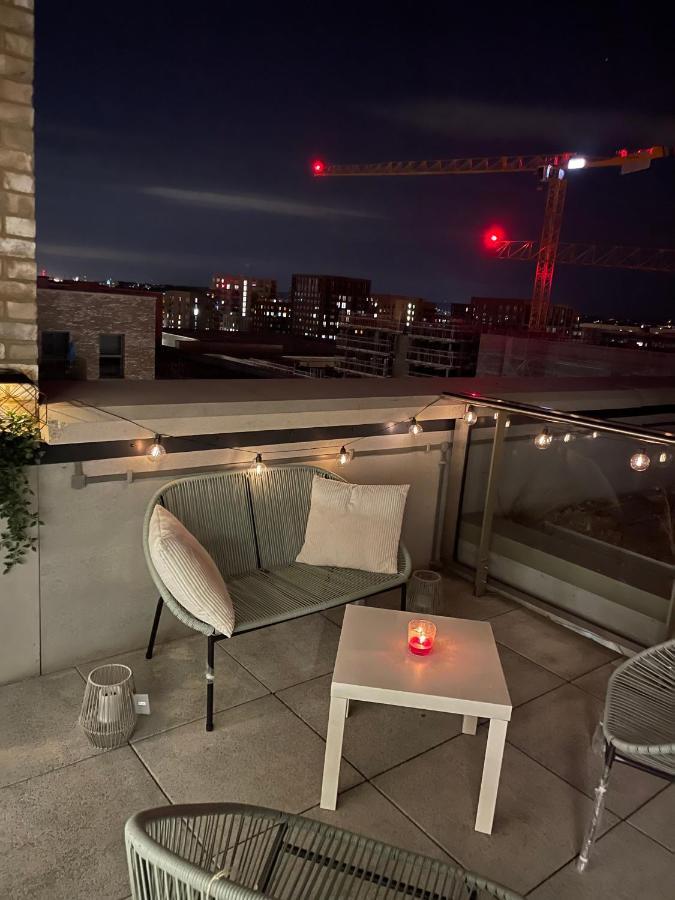 Riverside And Homestay London