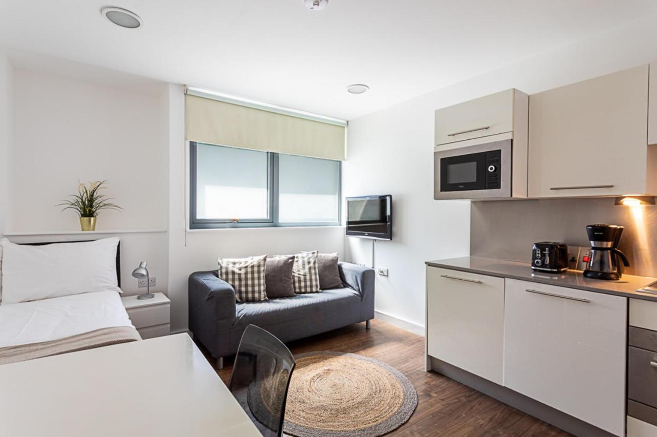 Chamber Street 1 Apartment *