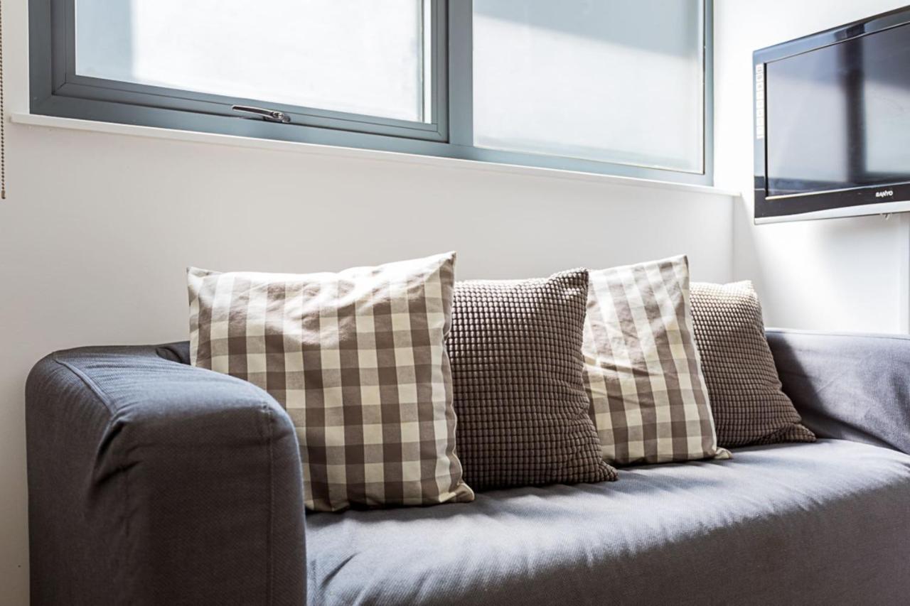 Apartment Chamber Street 1 London