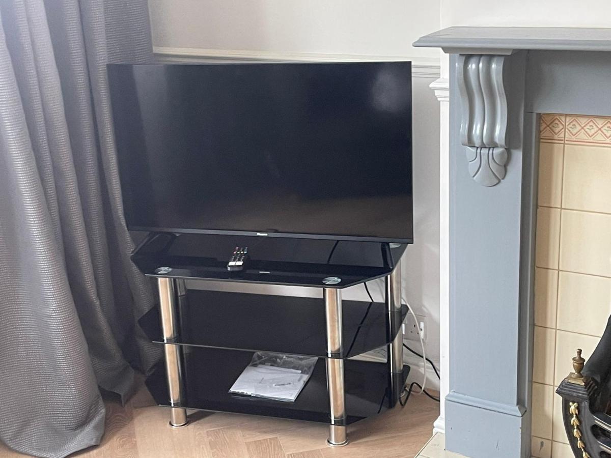 Lovely, Recently Refurbished Four Bedroom House.. *