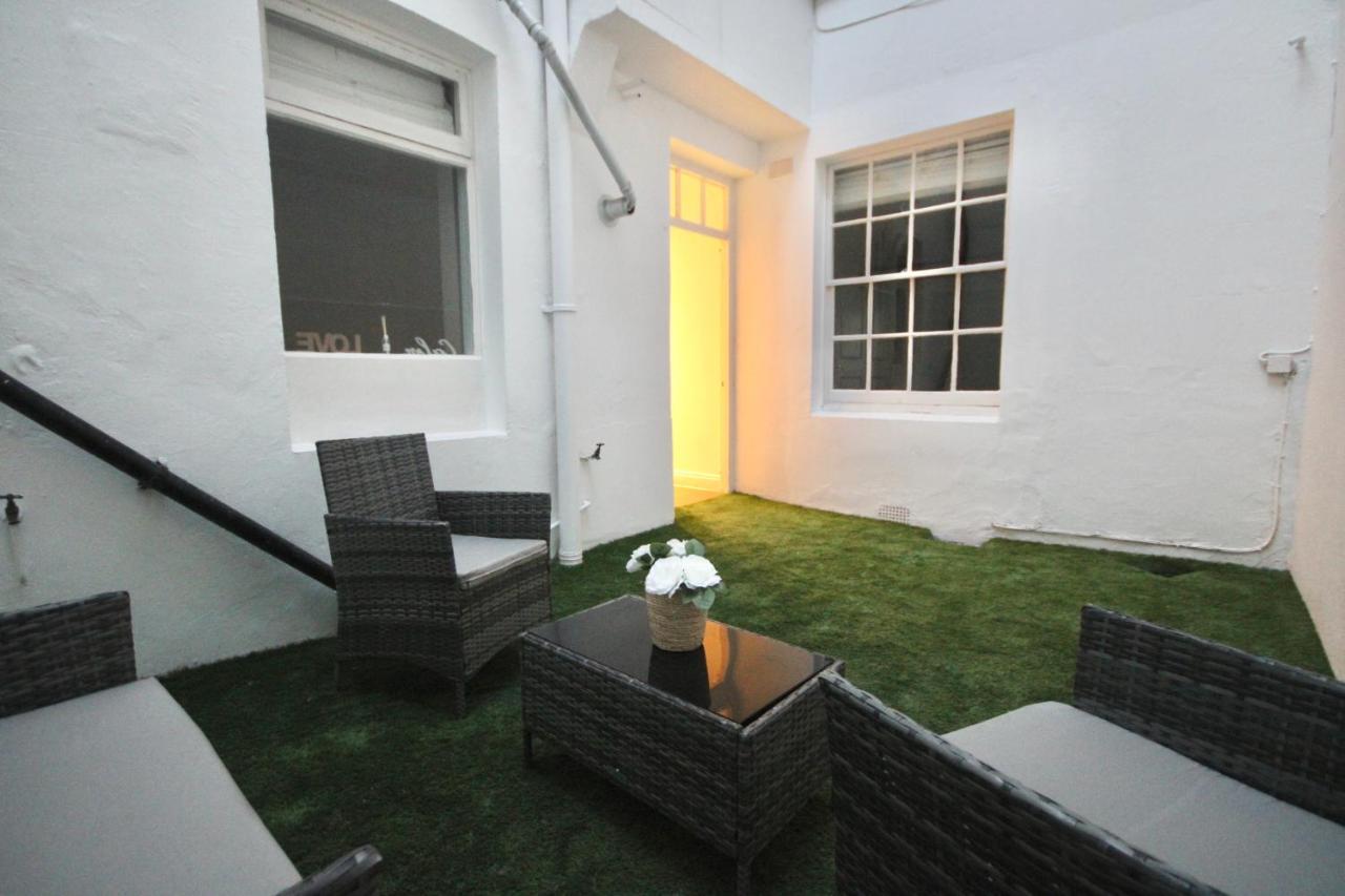 Superb Flat Near Victoria Station Londen