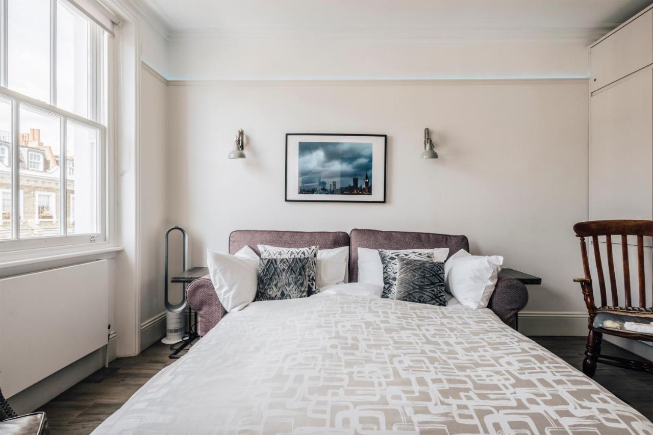 Victoria Violet Apartment