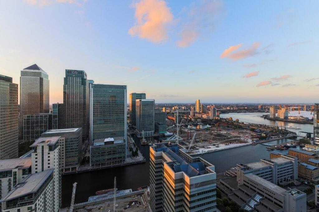 Skyview Waterside Luxury Lejlighed London