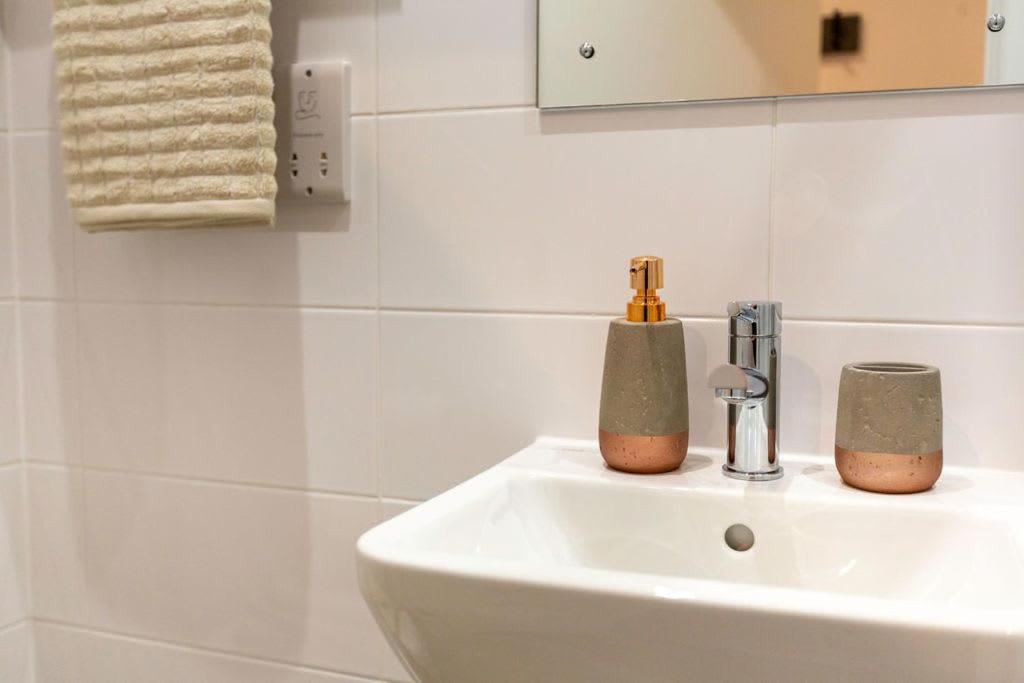 Appartement For Students Only Private Bedrooms With Shared Kitchen At Great Court In