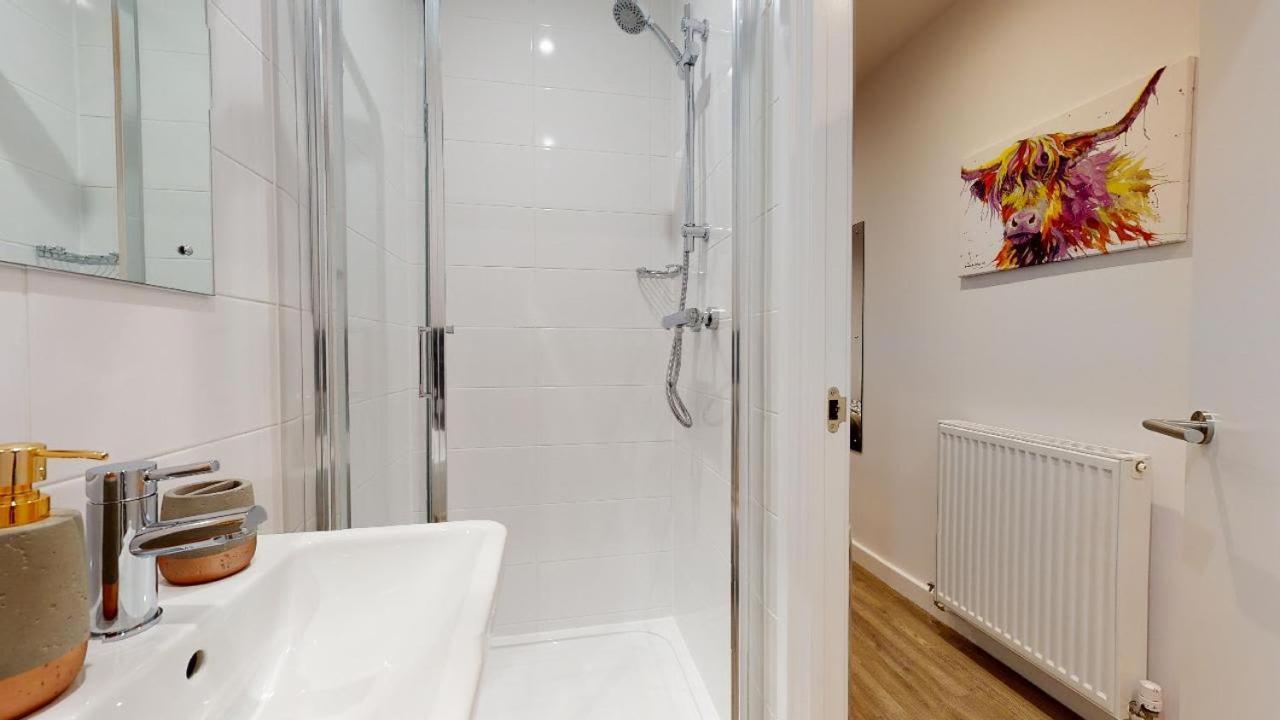 For Students Only Private Bedrooms With Shared Kitchen At Great Court In Appartement
