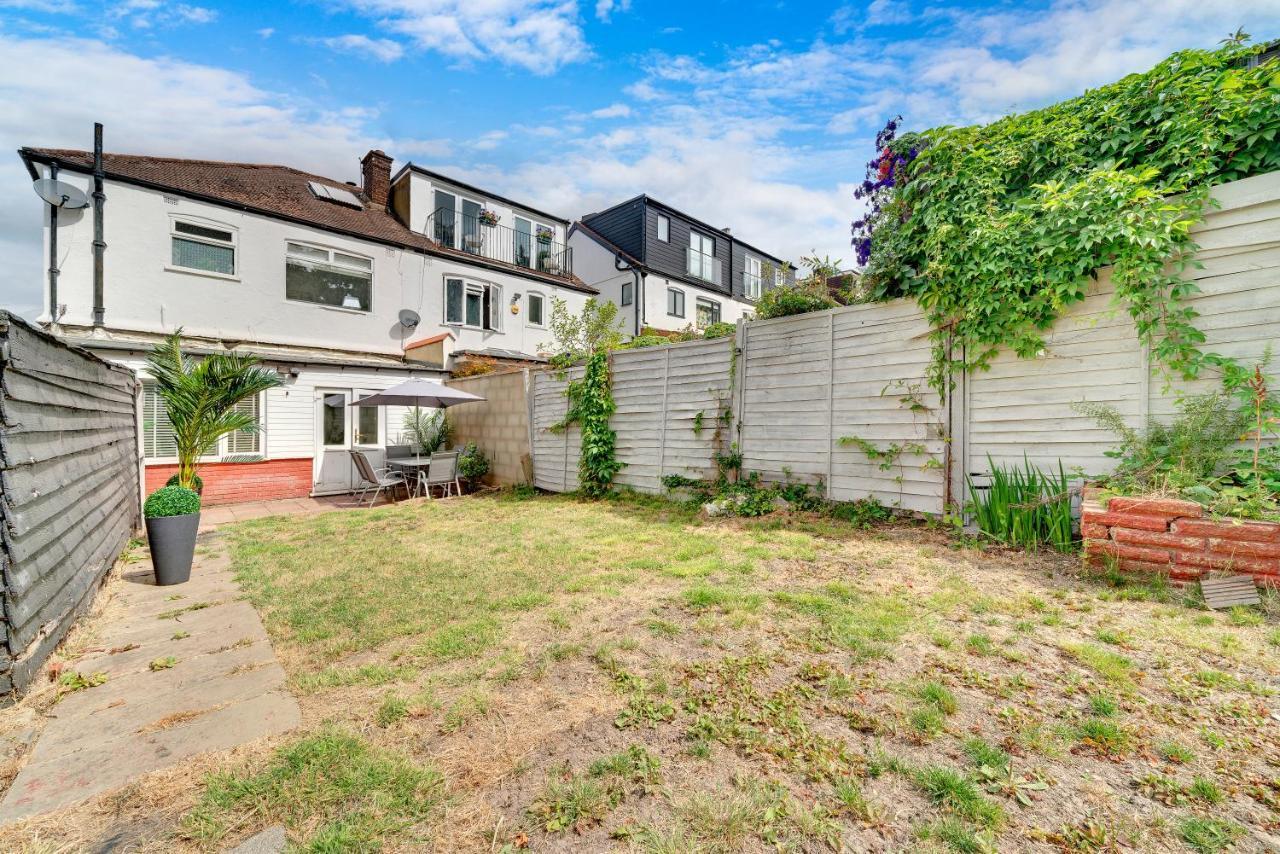 Large Modern 3 Bedroom House West Norwood Crystal Palace Gipsy Hill Holiday home *