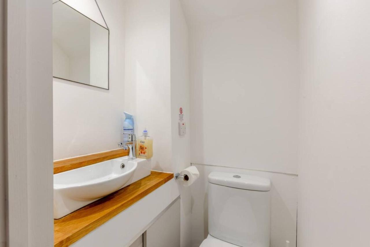 Cosy 1 Bedroom Near Wimbledon Station Leilighet London
