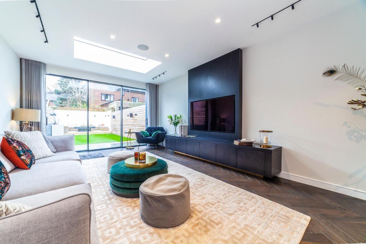 Luxury 3 Bedroom House With Garden Next To Battersea Park Ferienhaus London