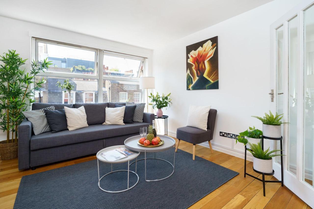 Lägenhet Location Oxford Str, Soho 2 Bedr, 3 Beds, 2 Bath
