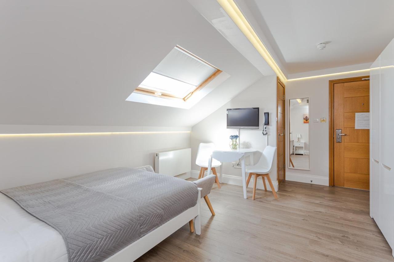 Guilford Street Apartment *