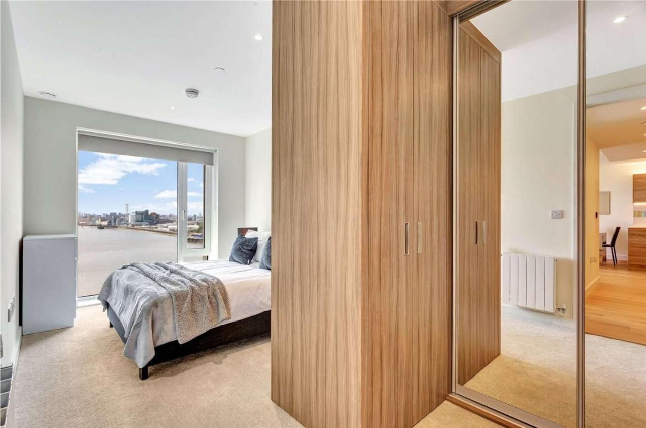 Appartement Riverside Minutes From Elizabeth Line *