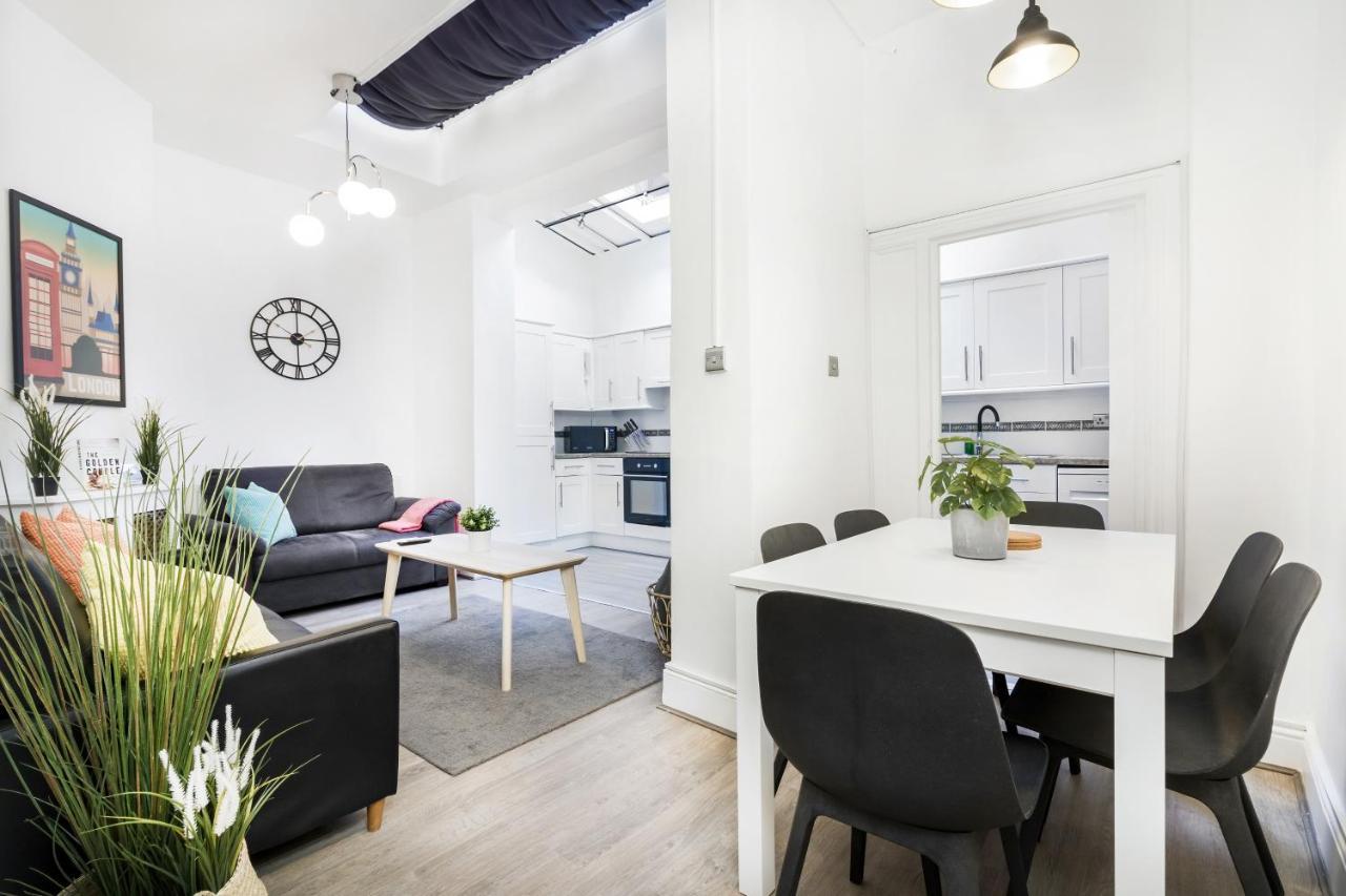 Two Bedroom In Central With Large Terrace