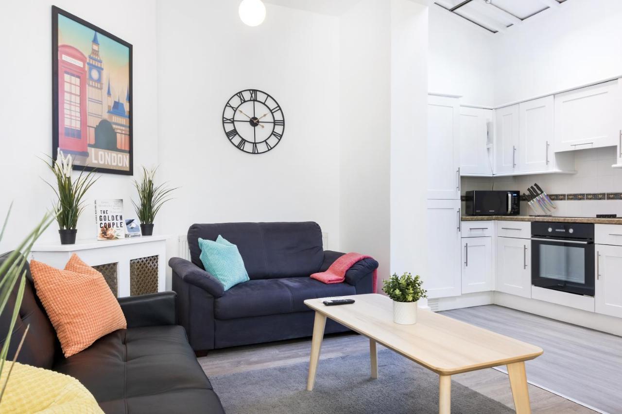 Two Bedroom In Central With Large Terrace Appartement Londen
