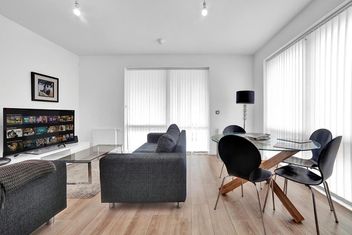 Apartment 2 Bedroom In The Heart Of Greater