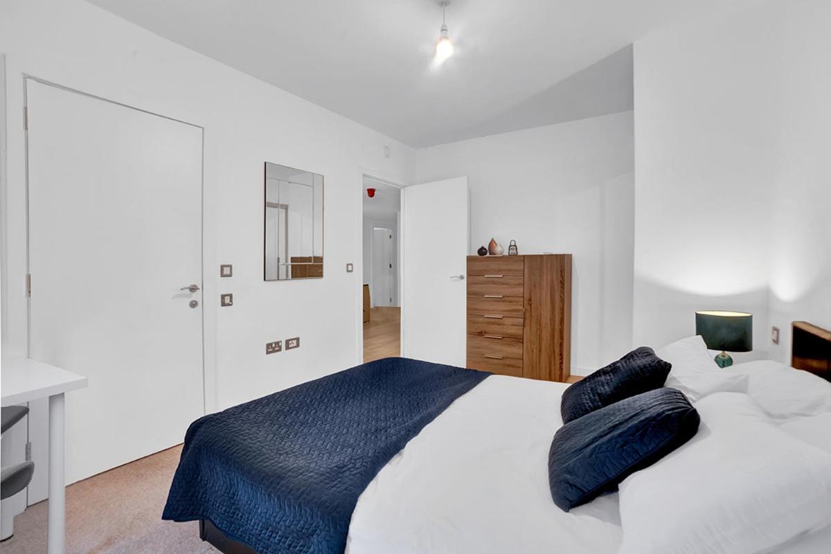 2 Bedroom In The Heart Of Greater Apartment *