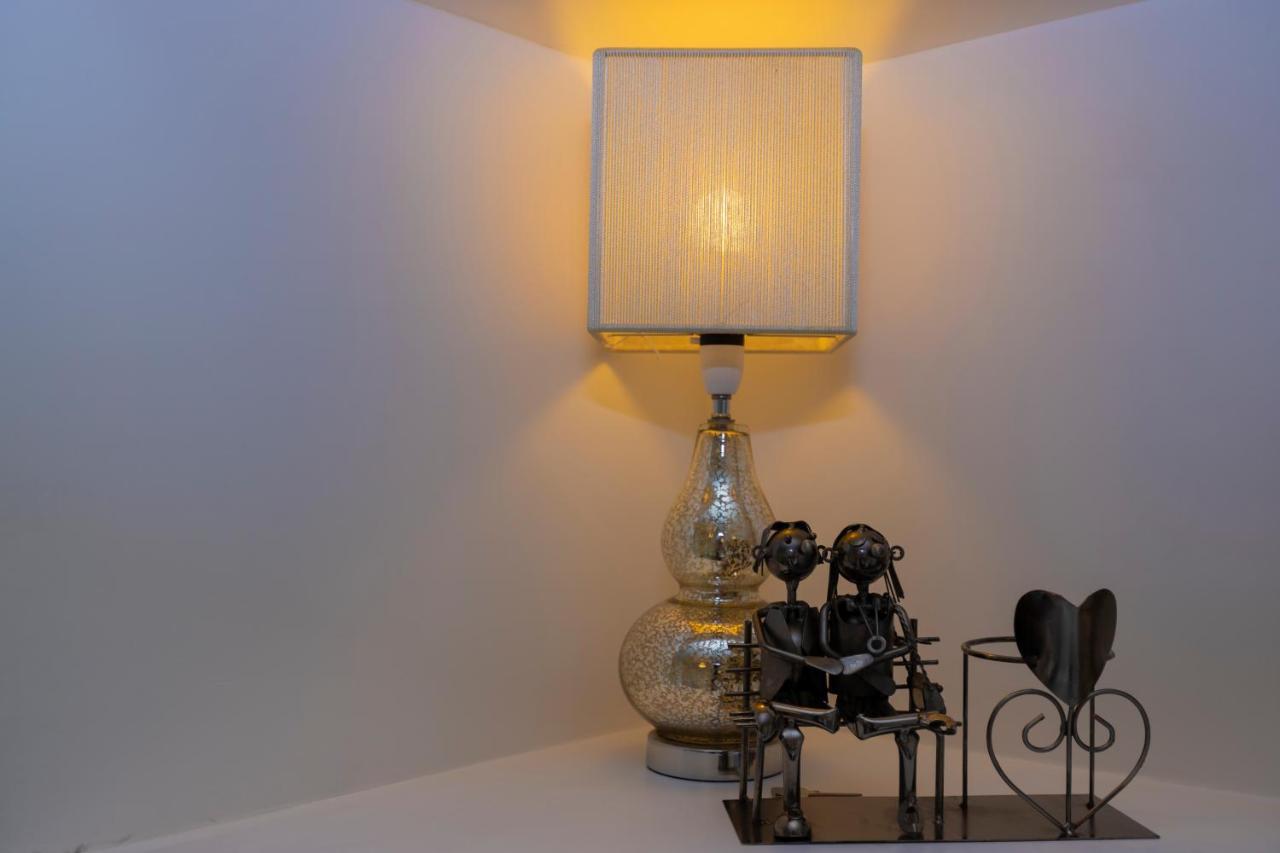 Stunning 3 Bedroom Penthouse With Terrace And Lift Londra
