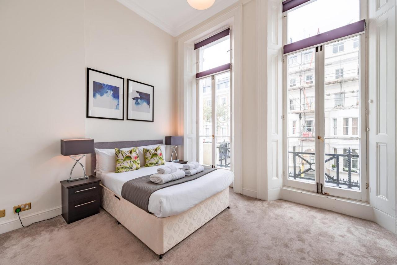 Apartment Somerset Court Kensington London