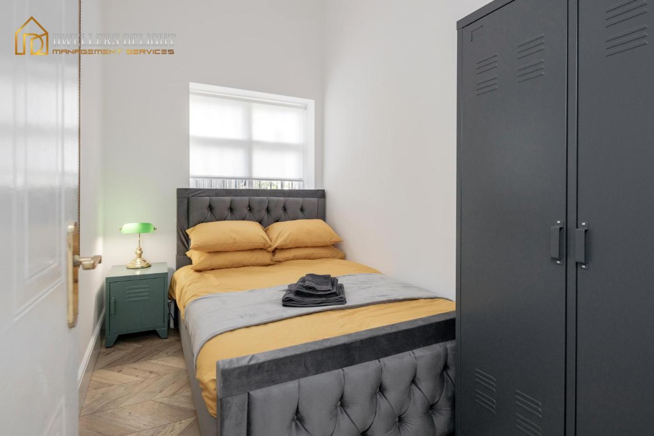 Appartement Entire 2 Bed Flat Plaistow,canning Town Prime Location In Londres