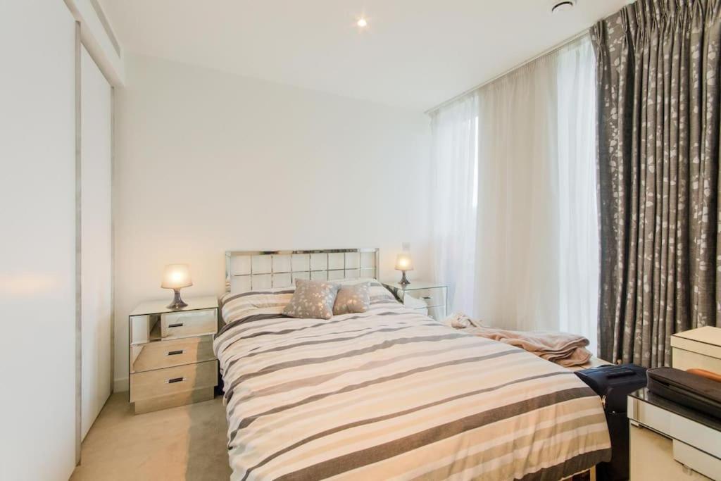 Lejlighed Skyview Waterside Luxury