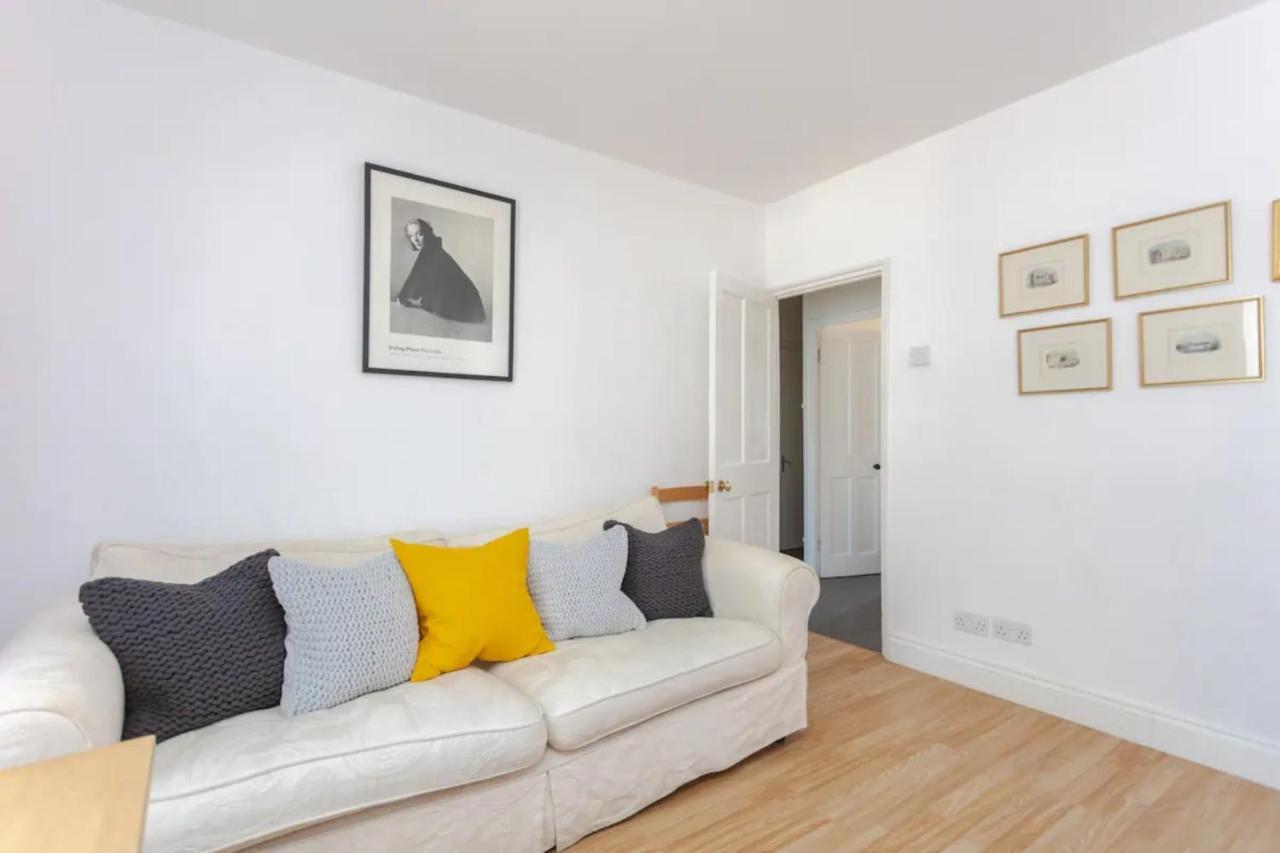 Fabulous 2 Bedroom In Bridge Lägenhet