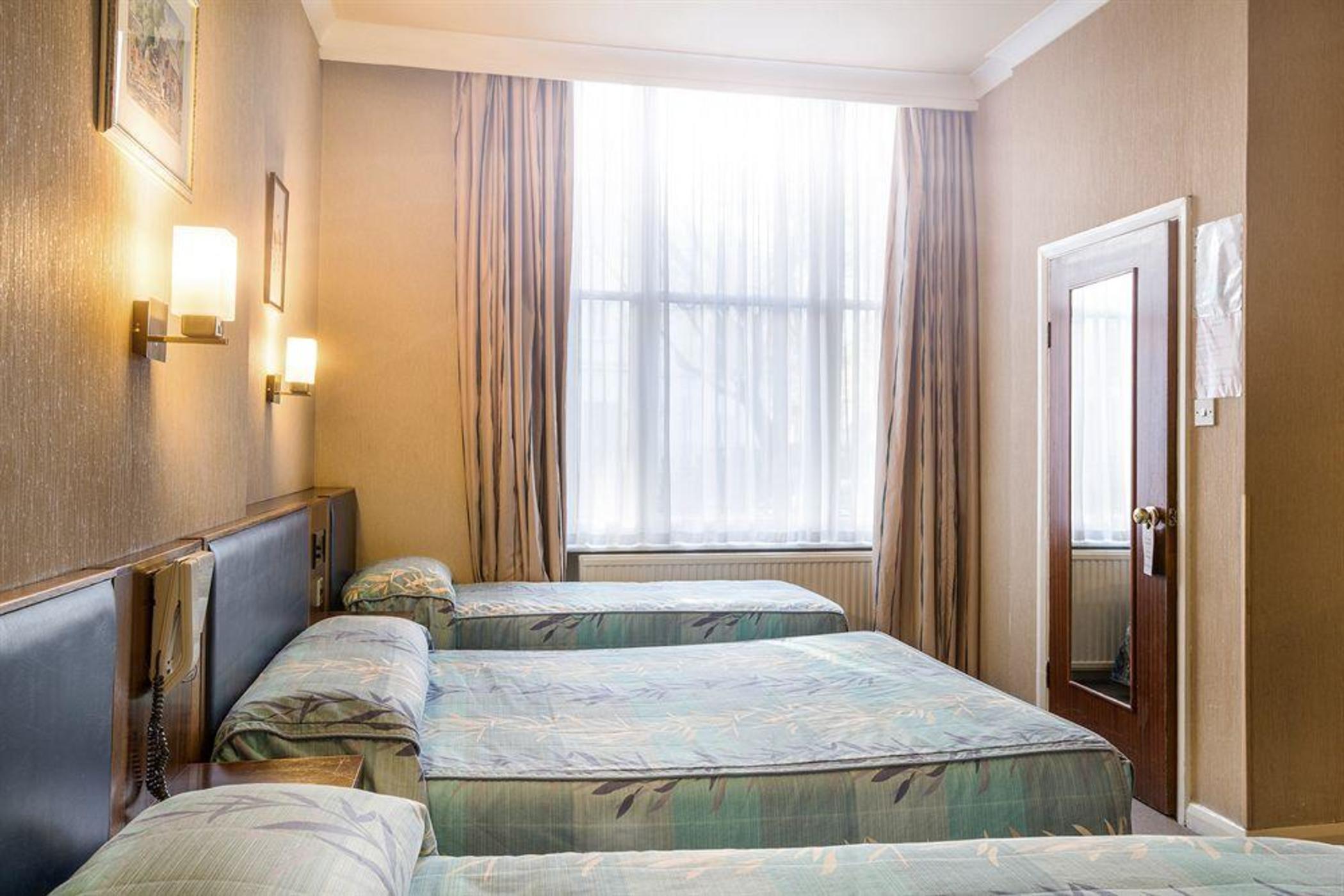 Hotel Mitre House