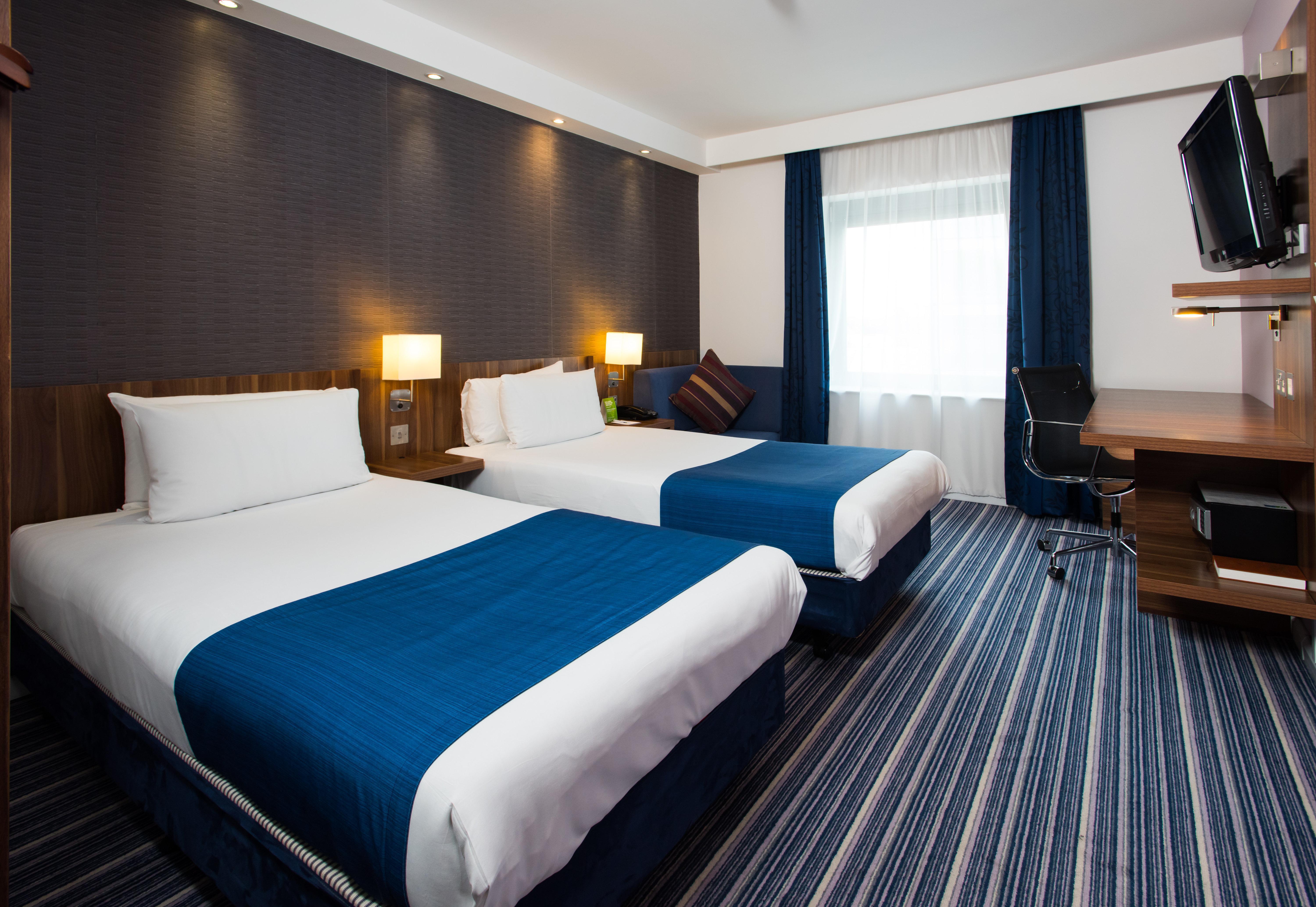 Express London-wimbledon-south, An Ihg 3* London