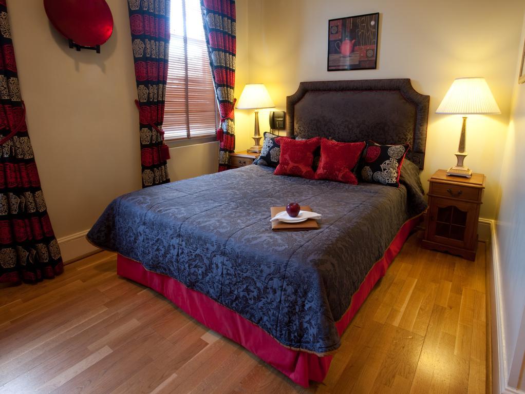 Twenty Nevern Square 4*