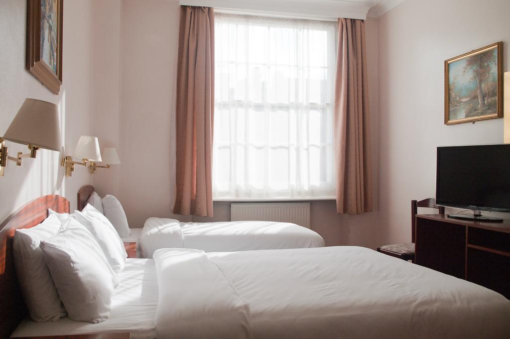 St George's Hotel London