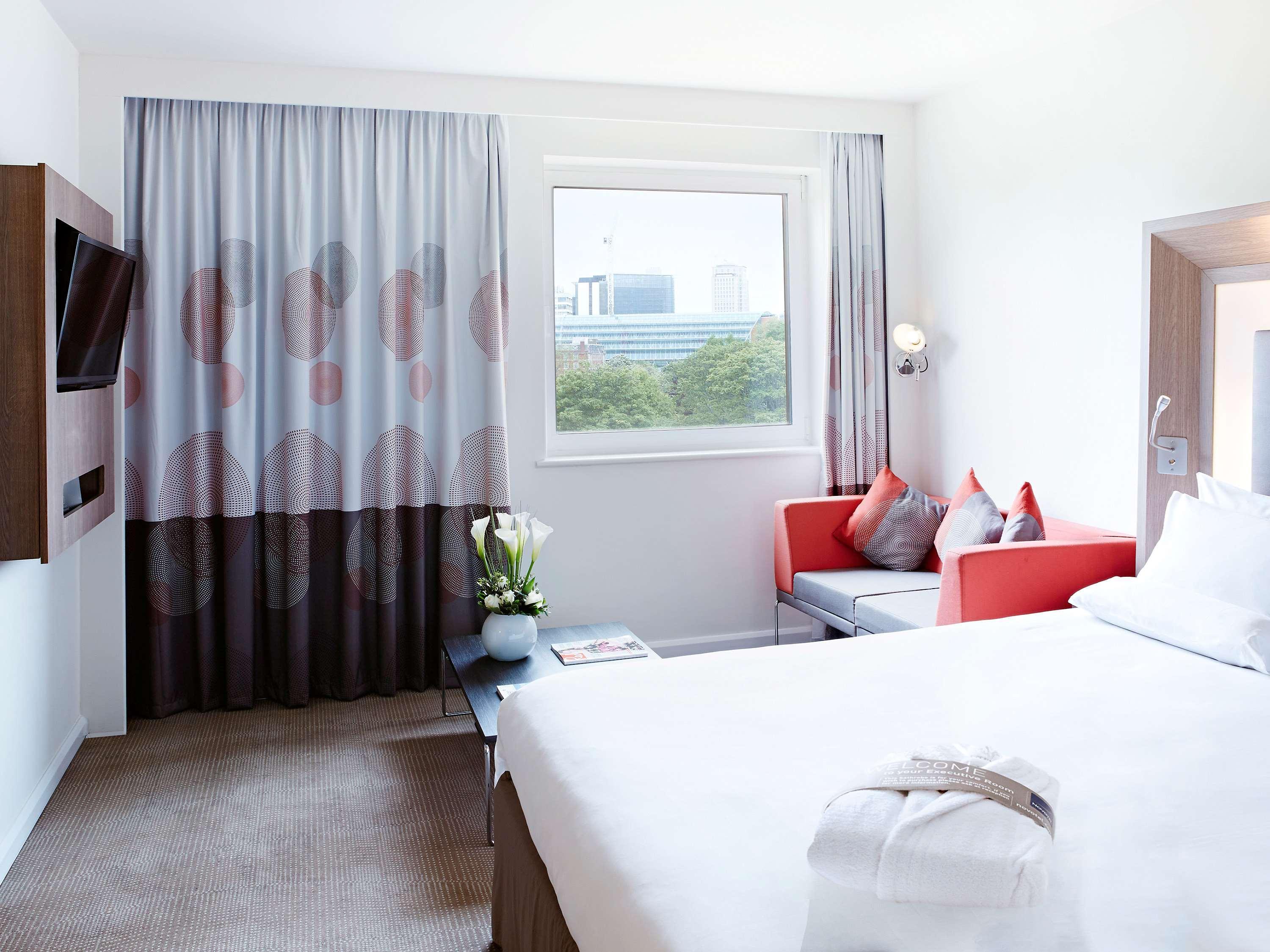 Novotel Waterloo Hotell 4*