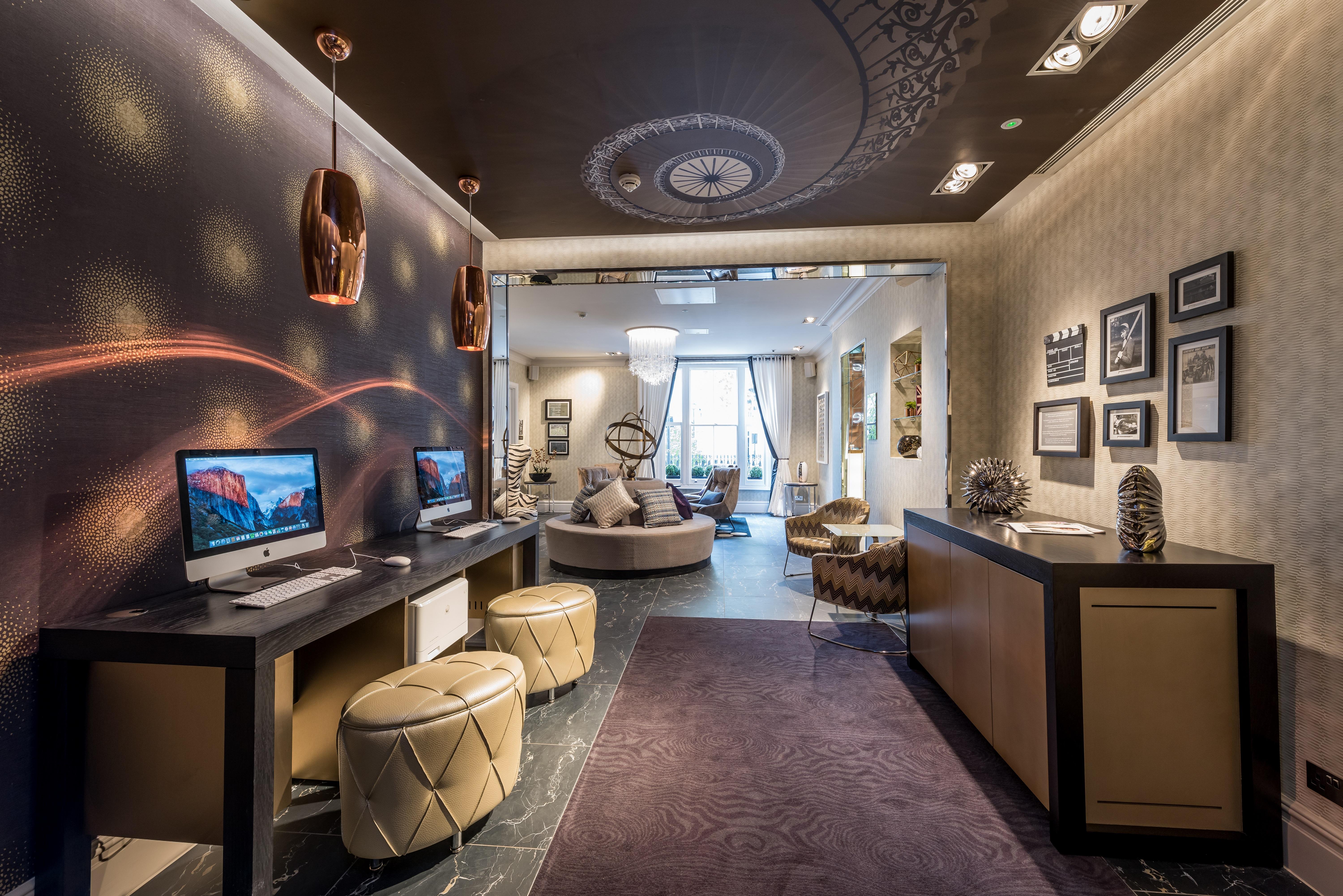 Mercure Hyde Park Hotel