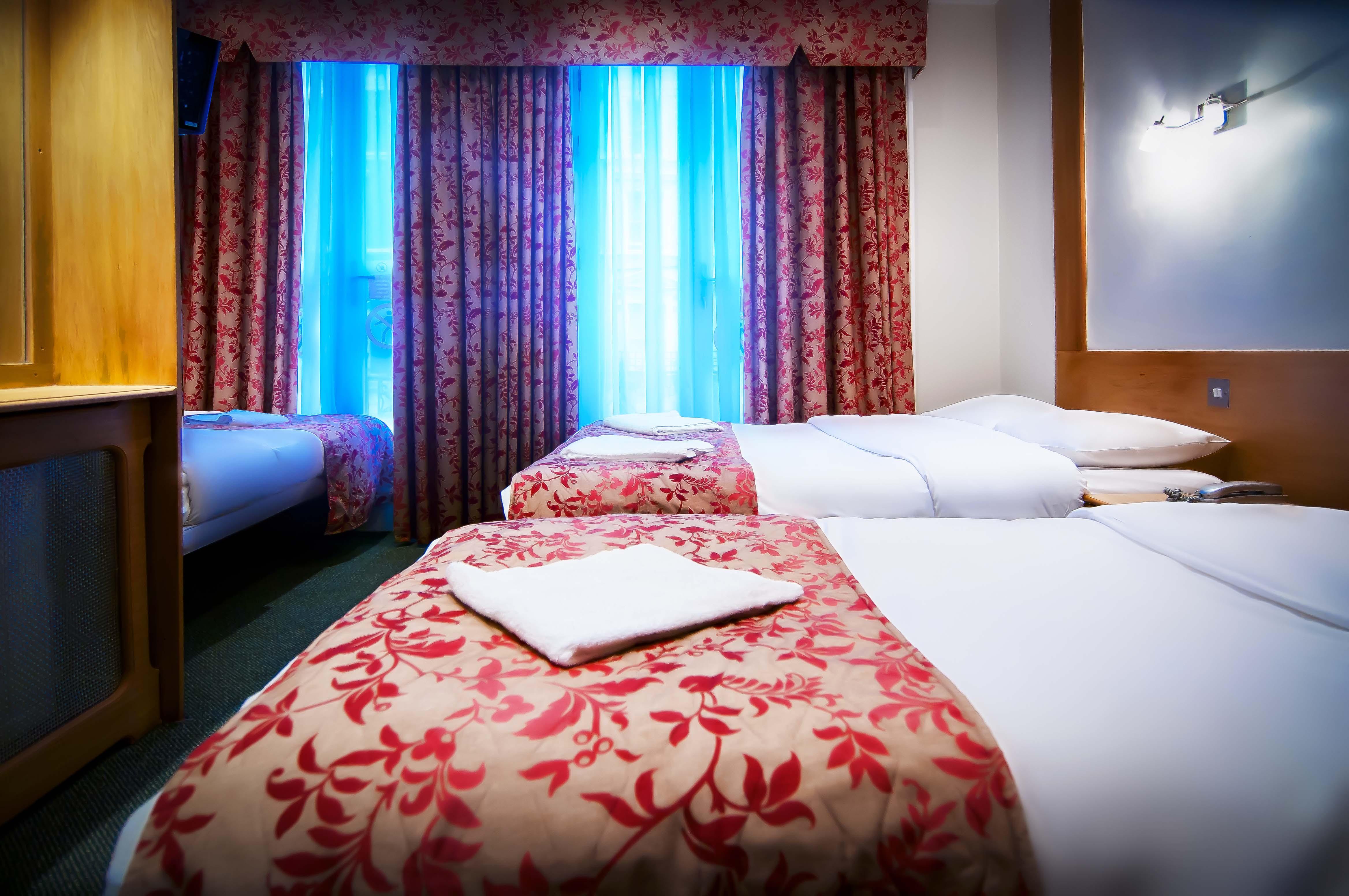 Hotell Westbury 3*