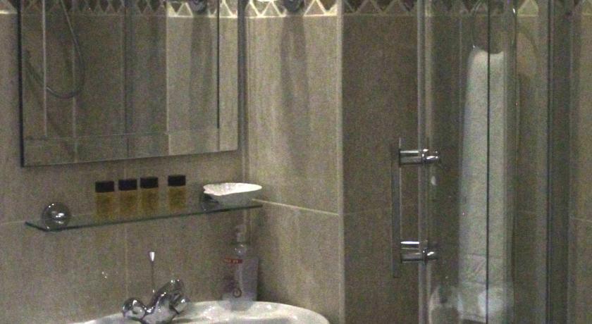 Hotell Tony's House London