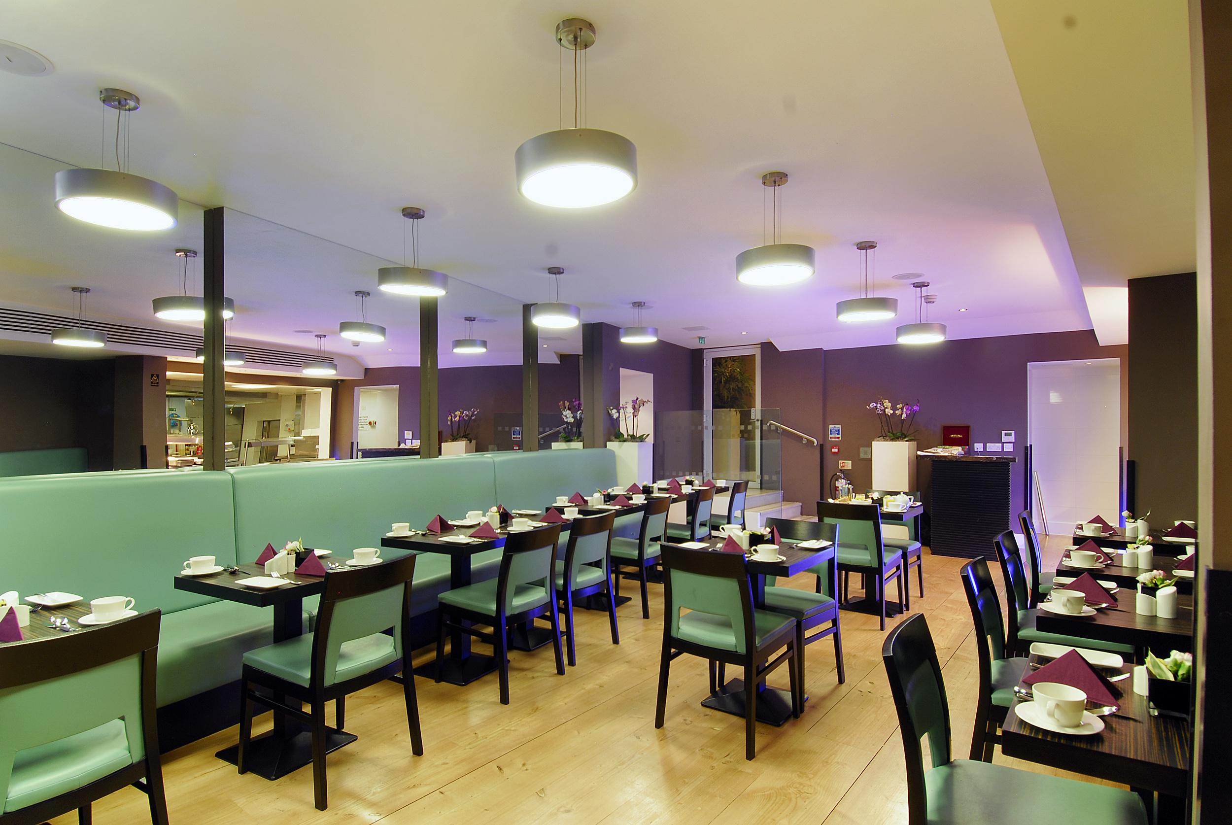 Inhabit Queen's Gardens, A Member Of Design Hotell London